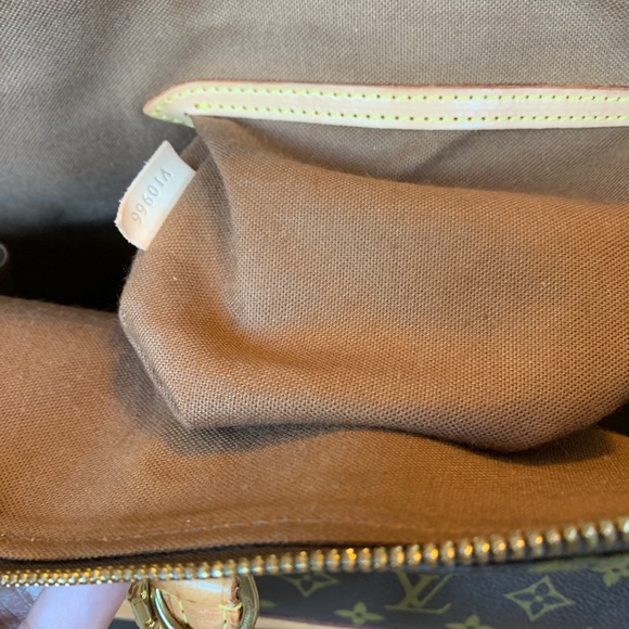 SOLD Purse do not buy - Picture 8 of 8